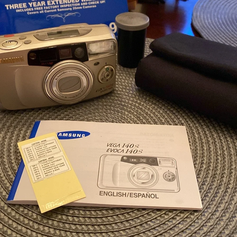 Gold Samsung Evoca 140S Quartz Date 35mm Camera & Case w/ Original Instructions
